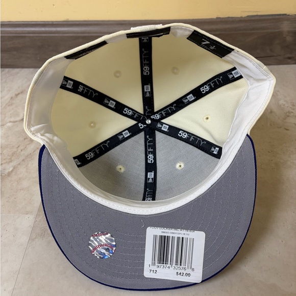 Texas Rangers Hat - Picture 3 of 4